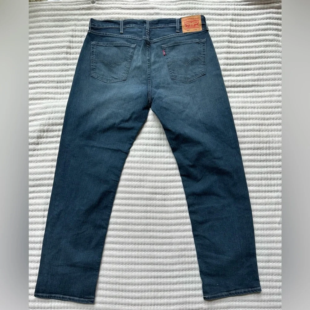 Levi’s 559 Relaxed Straight Fit men’s denim jeans Size 38 x 34. New with…